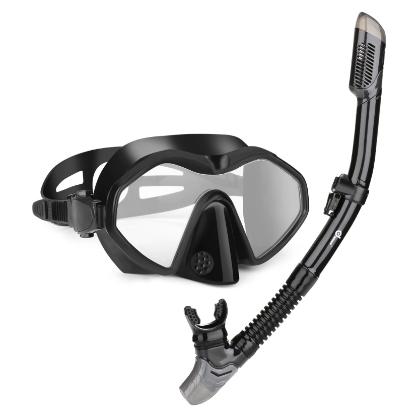Máscara completa para practicar snorkel. Ventajas y desventajas